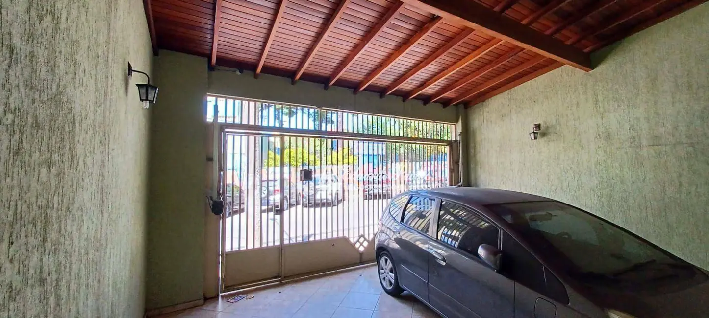 Foto 2 de Sobrado com 3 quartos à venda, 162m2 em Jardim Santa Mena, Guarulhos - SP