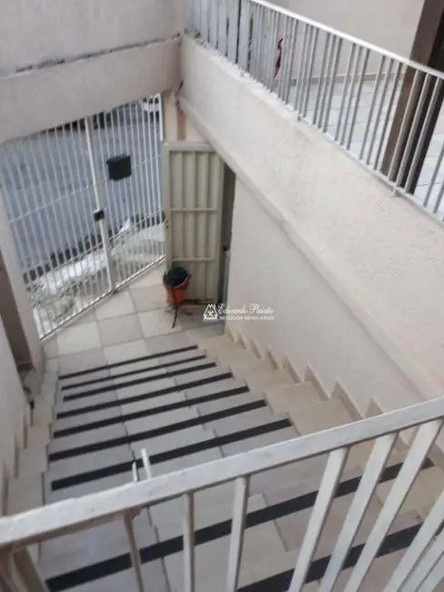 Sobrado com 3 quartos à venda, 180m2 em Vila Rosália, Guarulhos - SP - imagem 4 Foto 4 de Sobrado com 3 quartos à venda, 180m2 em Vila Rosália, Guarulhos - SP