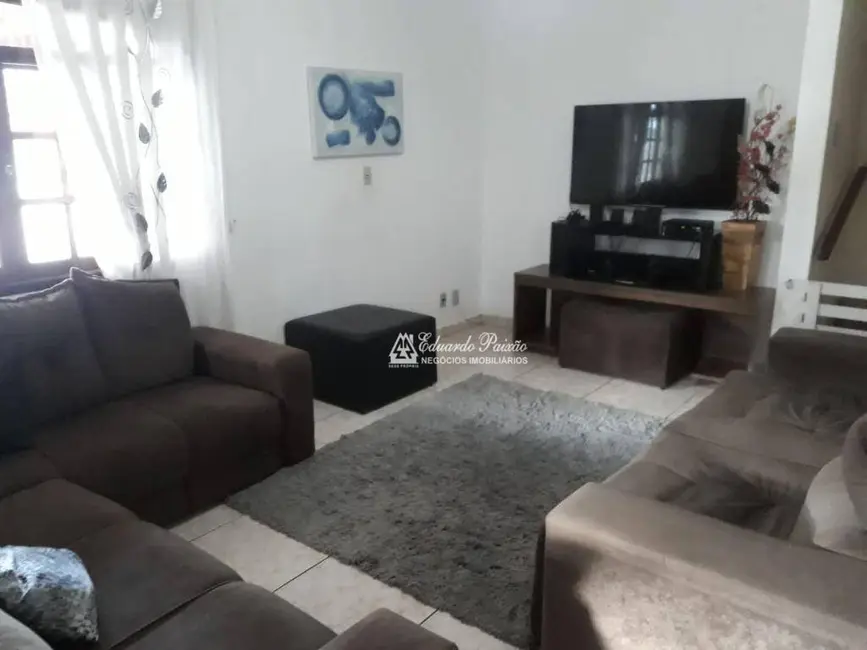 Sobrado com 3 quartos à venda, 180m2 em Vila Rosália, Guarulhos - SP - imagem 9 Foto 9 de Sobrado com 3 quartos à venda, 180m2 em Vila Rosália, Guarulhos - SP