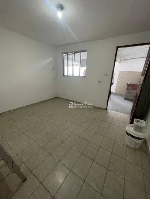 Foto 2 de Sobrado com 2 quartos para alugar, 125m2 em Jardim Aliança, Guarulhos - SP