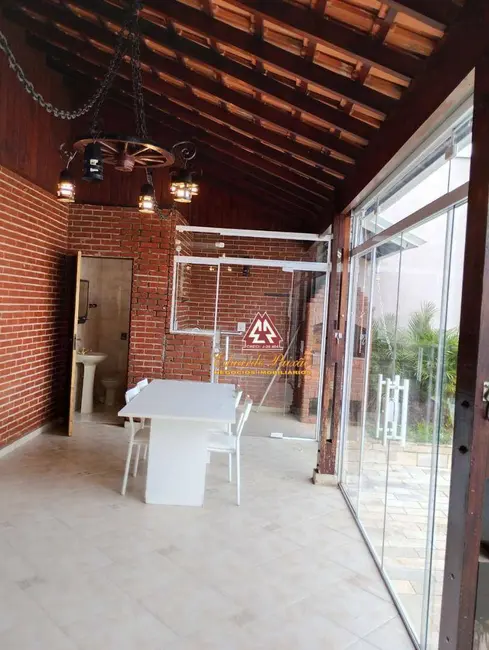 Casa com 3 quartos à venda e para alugar, 330m2 em Jardim São Judas Tadeu, Guarulhos - SP - imagem 5 Foto 5 de Casa com 3 quartos à venda e para alugar, 330m2 em Jardim São Judas Tadeu, Guarulhos - SP