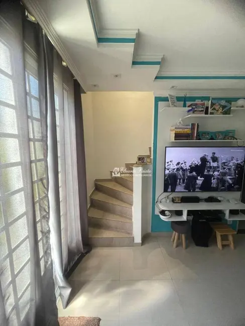 Foto 2 de Sobrado com 2 quartos à venda, 80m2 em Vila Nova Bonsucesso, Guarulhos - SP