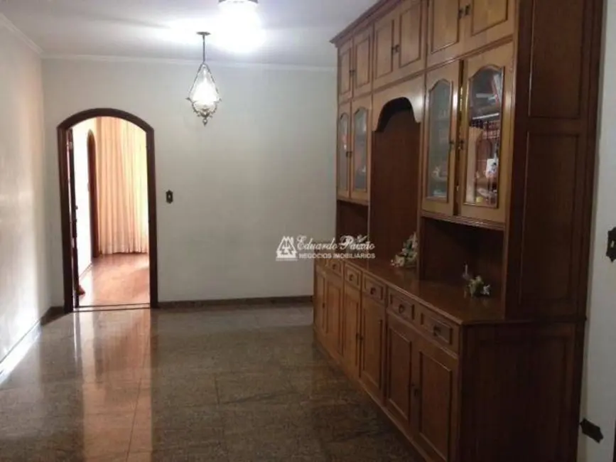 Sobrado com 5 quartos à venda, 600m2 em Jardim São Judas Tadeu, Guarulhos - SP - imagem 6 Foto 6 de Sobrado com 5 quartos à venda, 600m2 em Jardim São Judas Tadeu, Guarulhos - SP