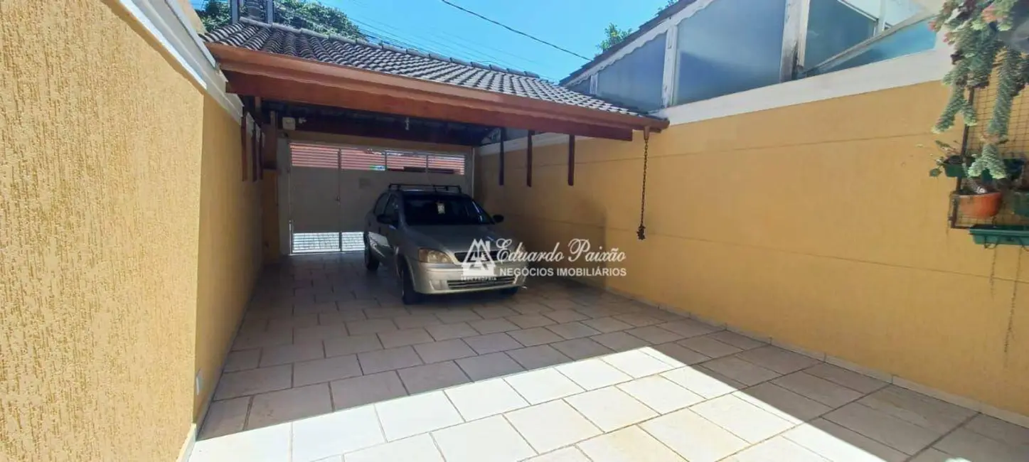 Foto 4 de Sobrado com 3 quartos à venda, 200m2 em Vila Milton, Guarulhos - SP