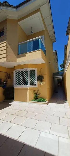 Foto 2 de Sobrado com 3 quartos à venda, 200m2 em Vila Milton, Guarulhos - SP