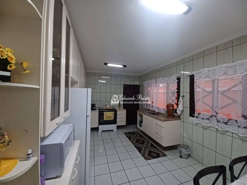 Foto 9 de Sobrado com 3 quartos à venda e para alugar, 125m2 em Parque Renato Maia, Guarulhos - SP