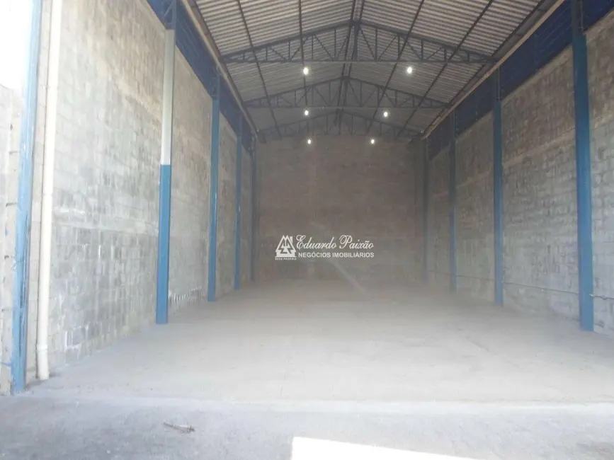 Armazém / Galpão à venda, 1261m2 em Bonsucesso, Guarulhos - SP - imagem 8 Foto 8 de Armazém / Galpão à venda, 1261m2 em Bonsucesso, Guarulhos - SP