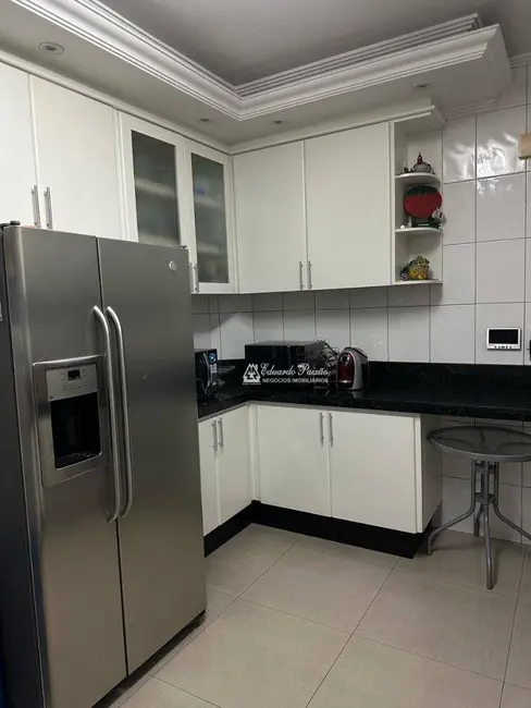 Sobrado com 3 quartos à venda, 151m2 em Vila Aliança, Guarulhos - SP - imagem 6 Foto 6 de Sobrado com 3 quartos à venda, 151m2 em Vila Aliança, Guarulhos - SP