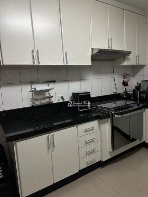 Sobrado com 3 quartos à venda, 151m2 em Vila Aliança, Guarulhos - SP - imagem 5 Foto 5 de Sobrado com 3 quartos à venda, 151m2 em Vila Aliança, Guarulhos - SP