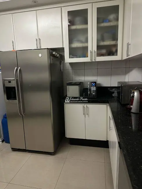 Sobrado com 3 quartos à venda, 151m2 em Vila Aliança, Guarulhos - SP - imagem 4 Foto 4 de Sobrado com 3 quartos à venda, 151m2 em Vila Aliança, Guarulhos - SP