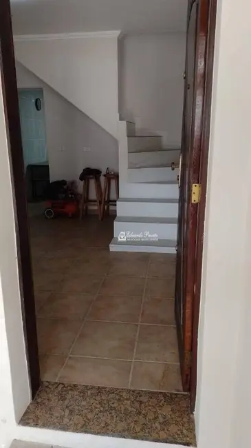 Foto 4 de Sobrado com 3 quartos à venda, 137m2 em Vila Galvão, Guarulhos - SP