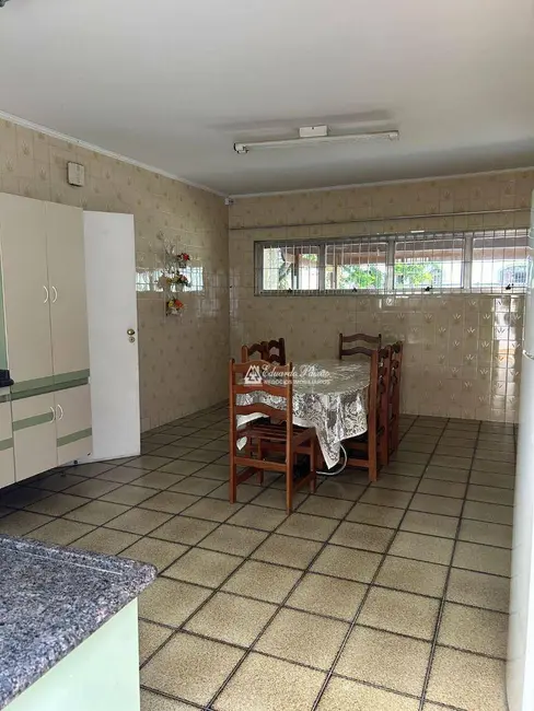 Sobrado com 4 quartos à venda, 250m2 em Vila Augusta, Guarulhos - SP - imagem 7 Foto 7 de Sobrado com 4 quartos à venda, 250m2 em Vila Augusta, Guarulhos - SP