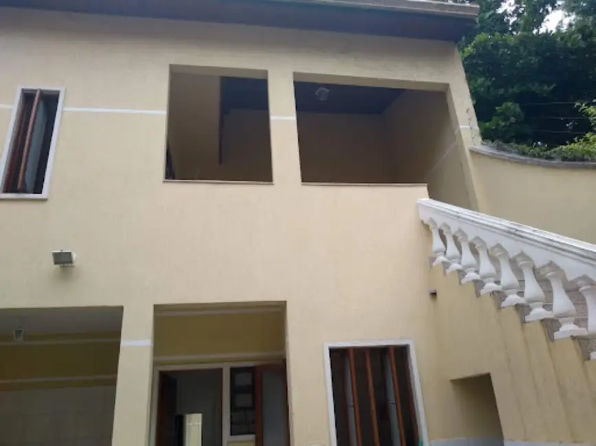 Foto 4 de Sobrado com 3 quartos à venda, 250m2 em Jardim Santa Clara, Guarulhos - SP