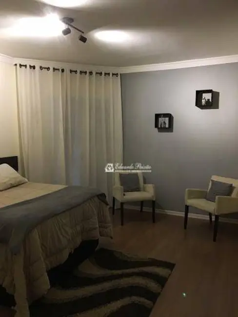 Sobrado com 4 quartos à venda, 125m2 em Jardim São Gabriel, Guarulhos - SP - imagem 8 Foto 8 de Sobrado com 4 quartos à venda, 125m2 em Jardim São Gabriel, Guarulhos - SP