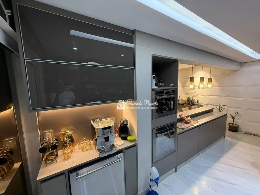 Foto 5 de Apartamento com 3 quartos à venda, 201m2 em Jardim Santa Mena, Guarulhos - SP