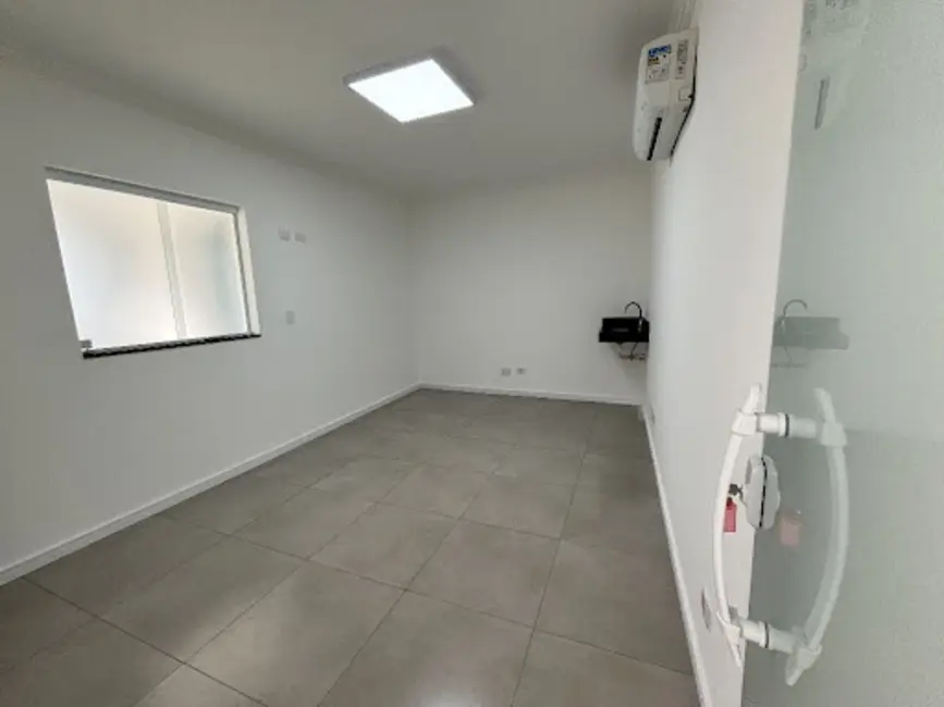 Foto 1 de Sala Comercial para alugar, 13m2 em Vila Rosália, Guarulhos - SP