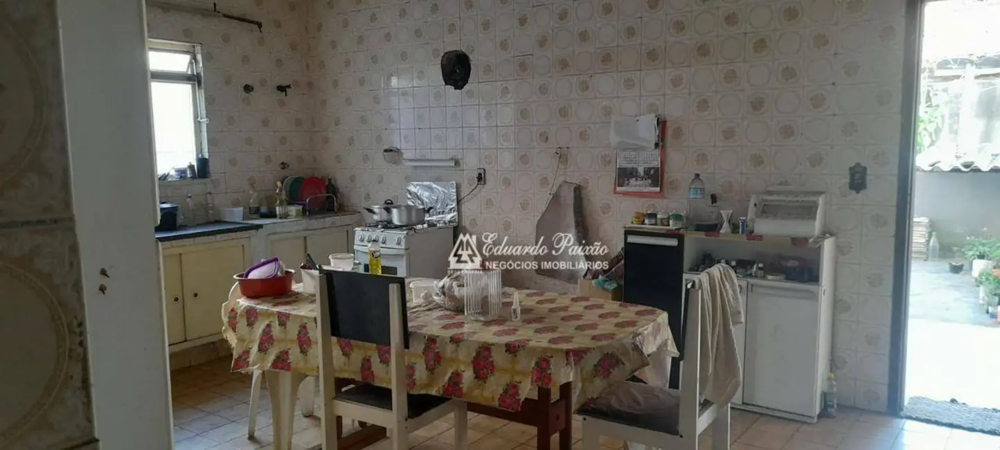 Foto 3 de Sobrado com 3 quartos à venda, 250m2 em Jardim Santa Cecília, Guarulhos - SP