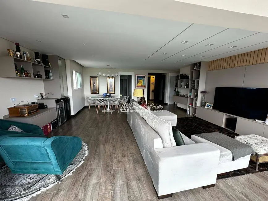 Foto 3 de Apartamento com 3 quartos à venda, 223m2 em Centro, Guarulhos - SP