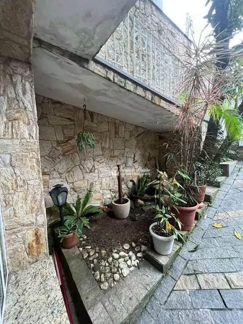 Sobrado com 3 quartos à venda e para alugar, 220m2 em Parque Continental, Guarulhos - SP - imagem 5 Foto 5 de Sobrado com 3 quartos à venda e para alugar, 220m2 em Parque Continental, Guarulhos - SP