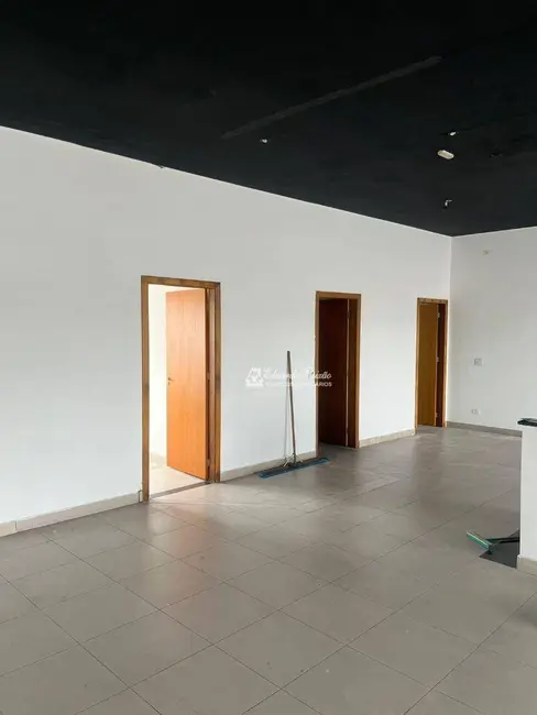 Sala Comercial para alugar, 150m2 em Jardim Vila Galvão, Guarulhos - SP - imagem 7 Foto 7 de Sala Comercial para alugar, 150m2 em Jardim Vila Galvão, Guarulhos - SP