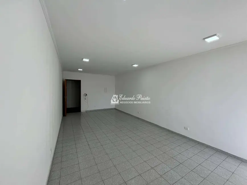 Foto 1 de Sala Comercial para alugar, 33m2 em Vila Galvão, Guarulhos - SP