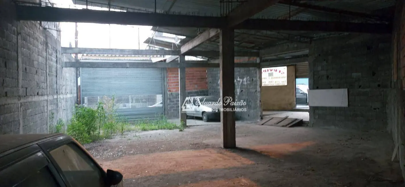 Armazém / Galpão à venda, 184m2 em Jardim Palmira, Guarulhos - SP - imagem 9 Foto 9 de Armazém / Galpão à venda, 184m2 em Jardim Palmira, Guarulhos - SP