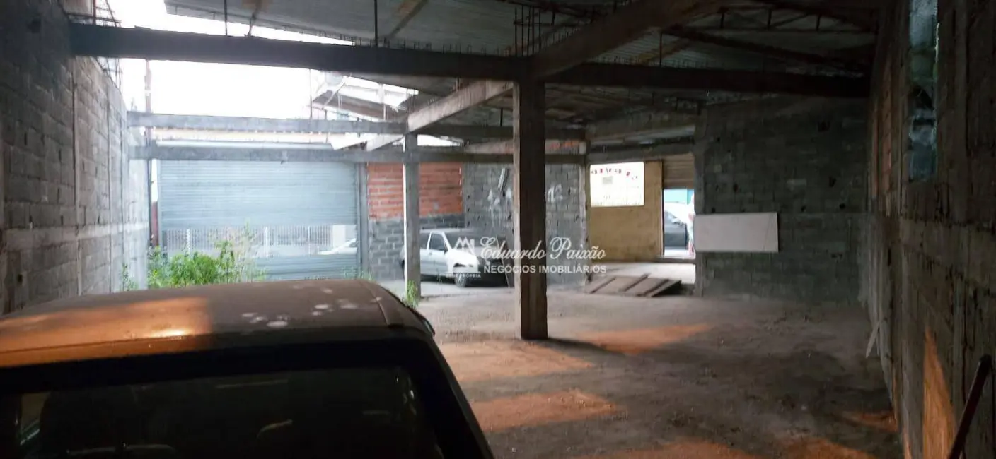 Armazém / Galpão à venda, 184m2 em Jardim Palmira, Guarulhos - SP - imagem 4 Foto 4 de Armazém / Galpão à venda, 184m2 em Jardim Palmira, Guarulhos - SP