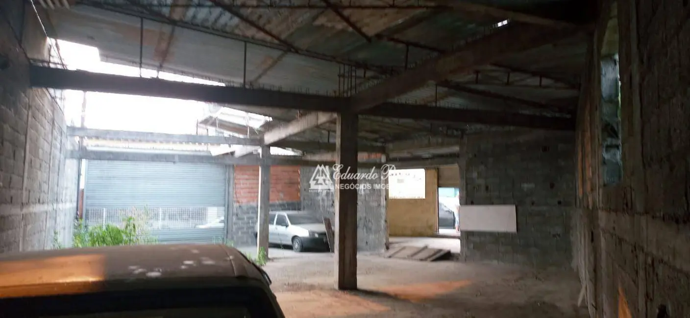 Armazém / Galpão à venda, 184m2 em Jardim Palmira, Guarulhos - SP - imagem 7 Foto 7 de Armazém / Galpão à venda, 184m2 em Jardim Palmira, Guarulhos - SP
