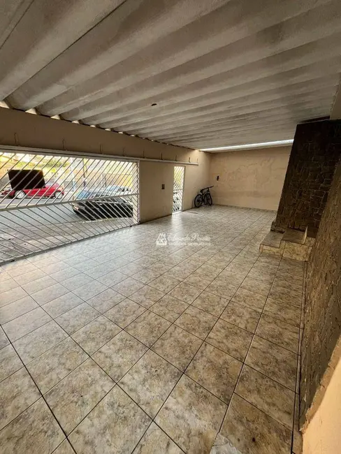 Casa com 4 quartos à venda, 218m2 em Vila Rosália, Guarulhos - SP - imagem 3 Foto 3 de Casa com 4 quartos à venda, 218m2 em Vila Rosália, Guarulhos - SP