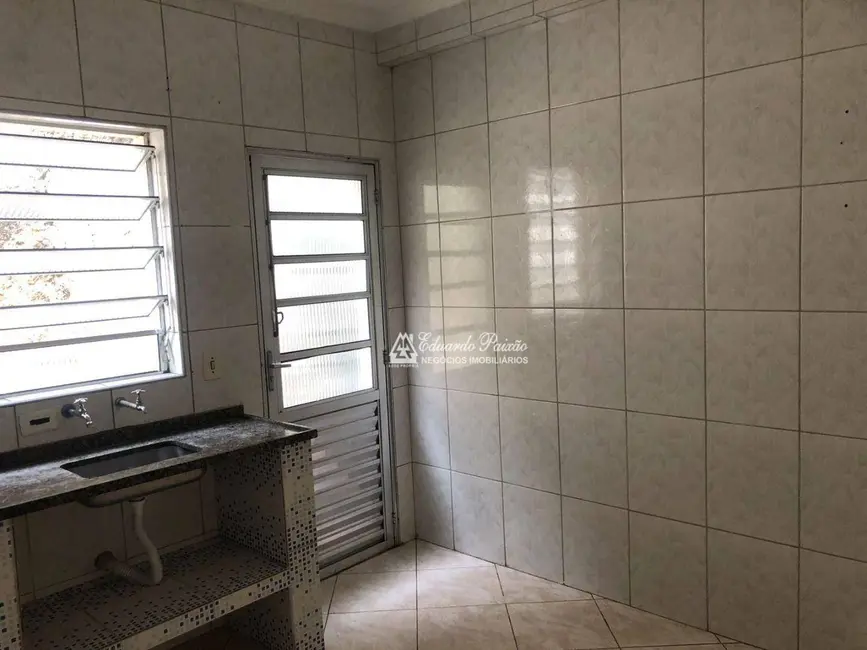 Foto 8 de Casa com 1 quarto para alugar, 125m2 em Jardim do Papai, Guarulhos - SP