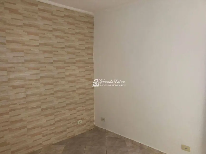 Foto 4 de Casa com 1 quarto para alugar, 125m2 em Jardim do Papai, Guarulhos - SP