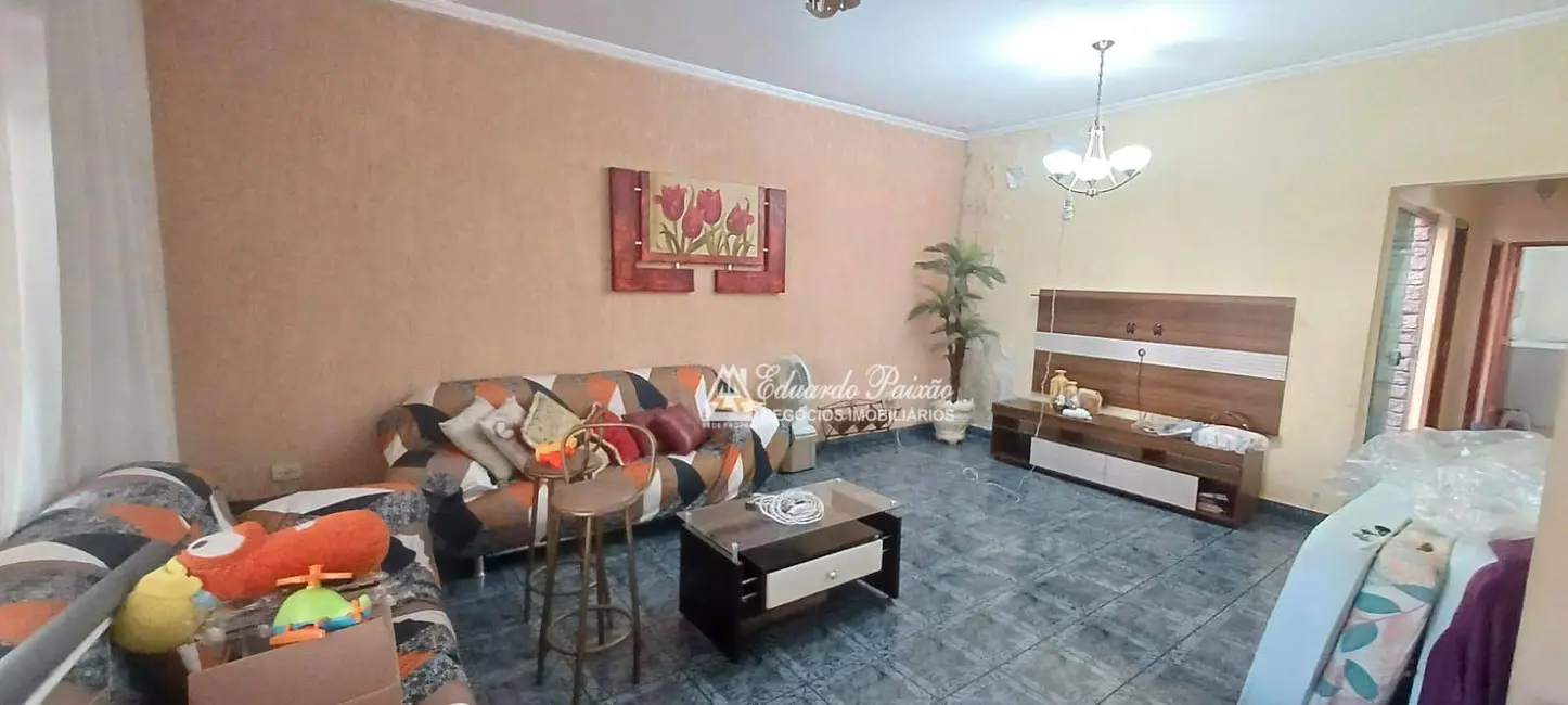 Foto 6 de Casa com 3 quartos à venda, 250m2 em Jardim Santa Mena, Guarulhos - SP