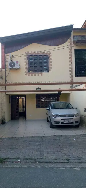 Foto 1 de Sobrado com 2 quartos à venda, 125m2 em Vila Galvão, Guarulhos - SP