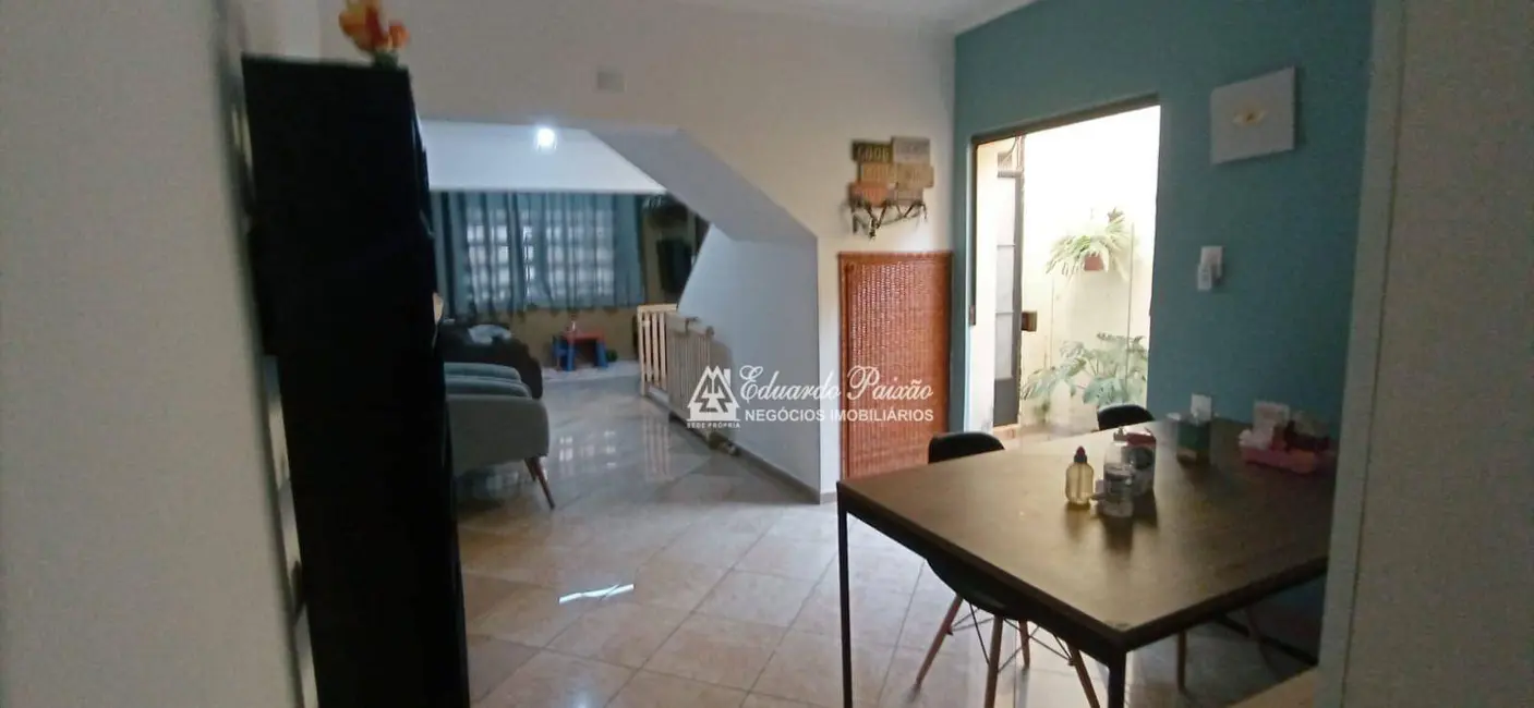 Foto 3 de Sobrado com 2 quartos à venda, 125m2 em Vila Galvão, Guarulhos - SP