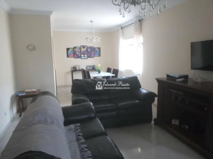 Foto 7 de Casa com 3 quartos à venda, 360m2 em Jardim Vila Galvão, Guarulhos - SP