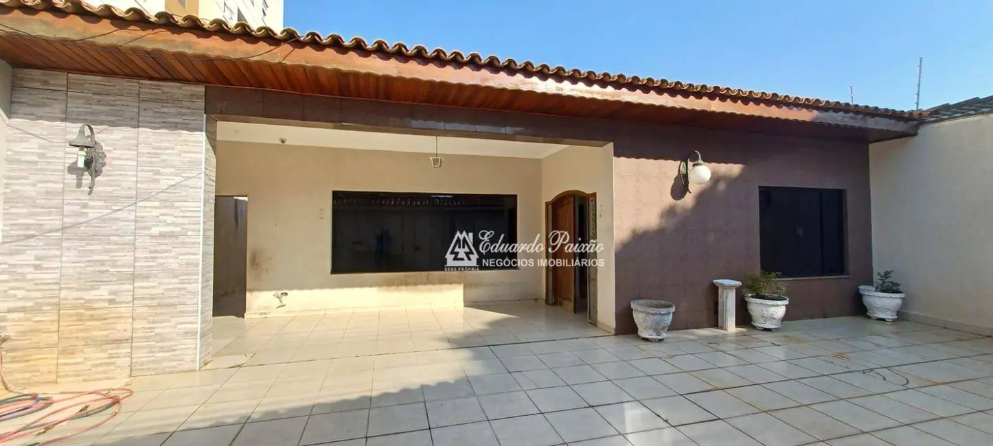 Casa com 3 quartos para alugar, 450m2 em Vila Rosália, Guarulhos - SP - imagem 4 Foto 4 de Casa com 3 quartos para alugar, 450m2 em Vila Rosália, Guarulhos - SP