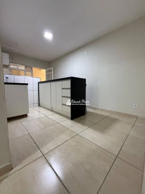 Foto 2 de Casa com 1 quarto para alugar, 37m2 em Jardim Palmira, Guarulhos - SP