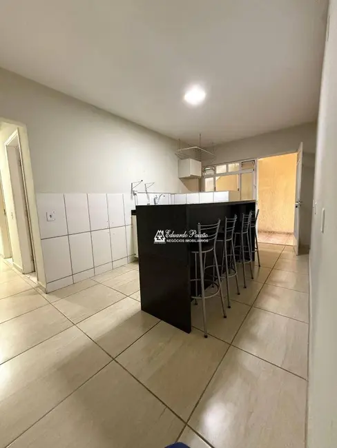 Foto 1 de Casa com 1 quarto para alugar, 37m2 em Jardim Palmira, Guarulhos - SP