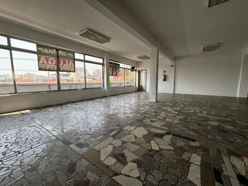 Foto 3 de Sala Comercial para alugar, 518m2 em Jardim Paraventi, Guarulhos - SP