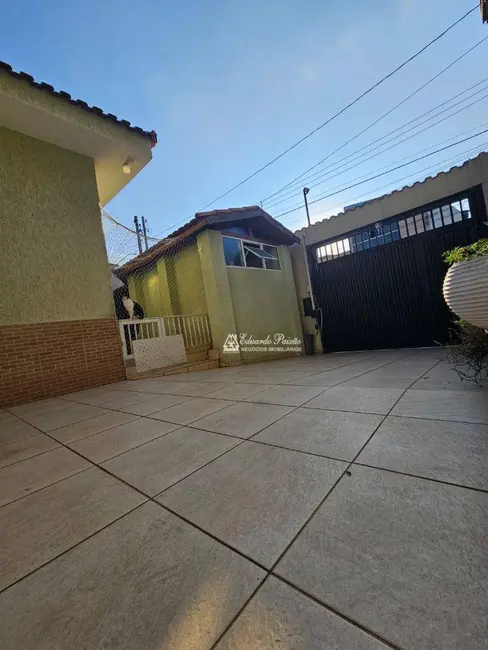 Foto 8 de Casa com 3 quartos à venda, 253m2 em Jardim Las Vegas, Guarulhos - SP