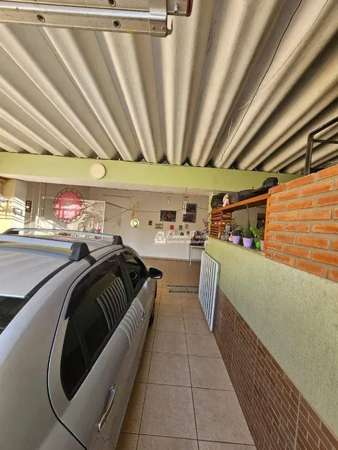 Foto 9 de Casa com 3 quartos à venda, 253m2 em Jardim Las Vegas, Guarulhos - SP