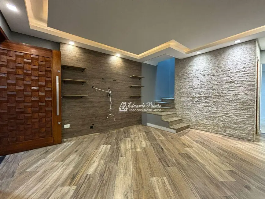 Foto 3 de Sobrado com 3 quartos à venda e para alugar, 150m2 em Jardim Santa Mena, Guarulhos - SP