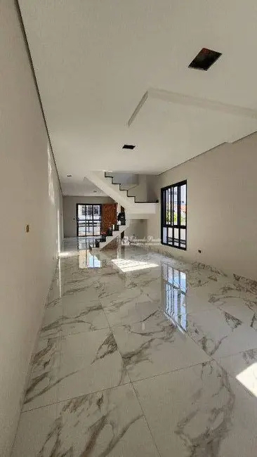 Foto 3 de Sobrado com 3 quartos à venda e para alugar, 170m2 em Jardim Santa Mena, Guarulhos - SP