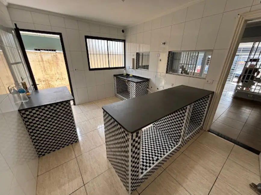 Foto 8 de Casa com 2 quartos para alugar, 150m2 em Vila Rosália, Guarulhos - SP