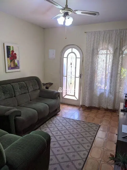 Foto 4 de Casa com 3 quartos à venda, 206m2 em Jardim Dourado, Guarulhos - SP