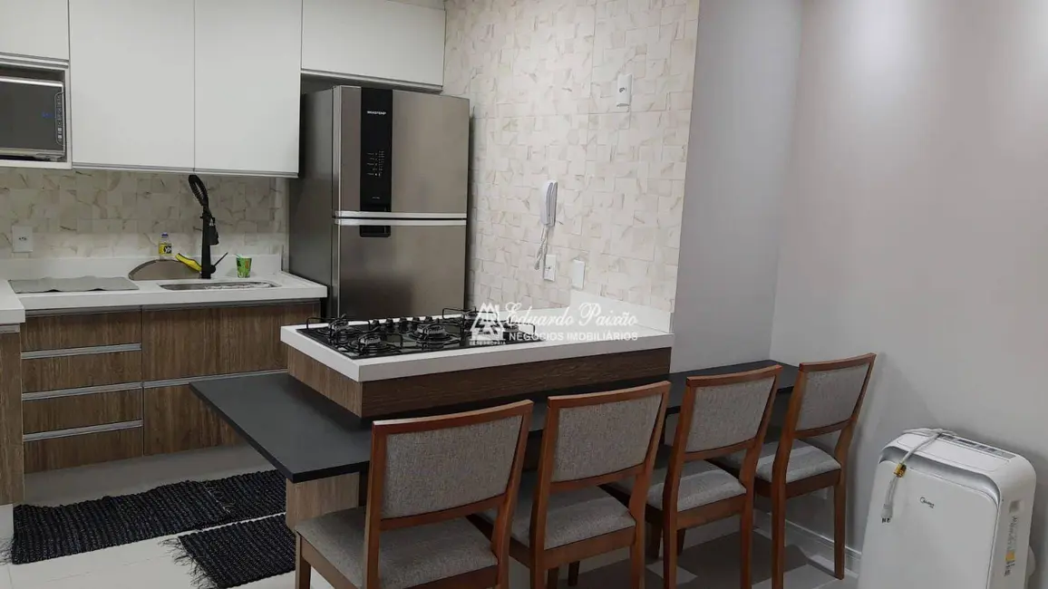 Foto 2 de Apartamento com 2 quartos para alugar, 66m2 em Jardim Flor da Montanha, Guarulhos - SP