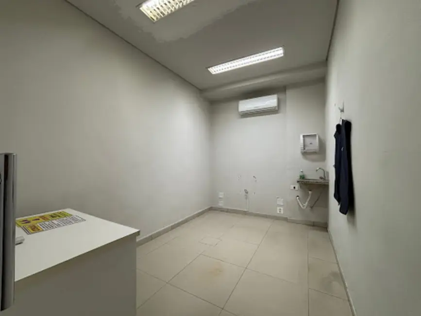 Sala Comercial para alugar, 80m2 em Vila Flórida, Guarulhos - SP - imagem 8 Foto 8 de Sala Comercial para alugar, 80m2 em Vila Flórida, Guarulhos - SP