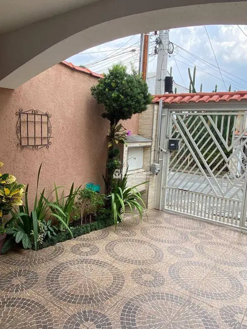 Casa com 3 quartos à venda, 168m2 em Vila Aliança, Guarulhos - SP - imagem 5 Foto 5 de Casa com 3 quartos à venda, 168m2 em Vila Aliança, Guarulhos - SP