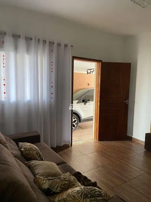 Casa com 3 quartos à venda, 168m2 em Vila Aliança, Guarulhos - SP - imagem 7 Foto 7 de Casa com 3 quartos à venda, 168m2 em Vila Aliança, Guarulhos - SP