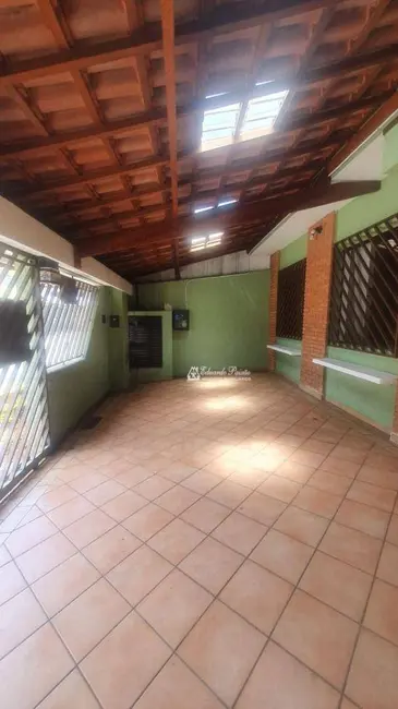Foto 2 de Casa com 2 quartos à venda, 176m2 em Vila Galvão, Guarulhos - SP